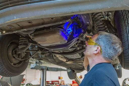 inspection of car with UV