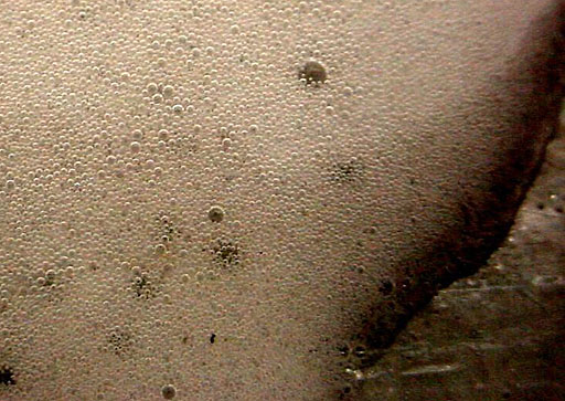 acid dissolving metal