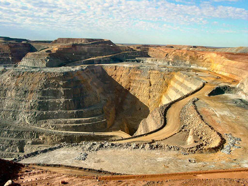 Open pit mine