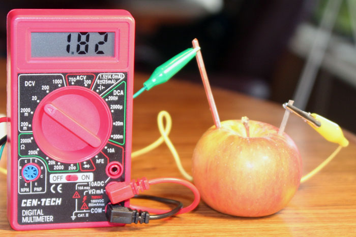 apple with magnesium ribbon in it.