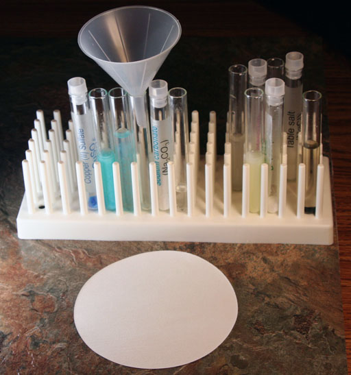 Filter ready to trap copper carbonate