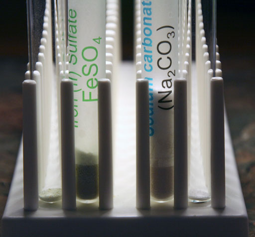iron sulfate and sodium carbonate in test tubes