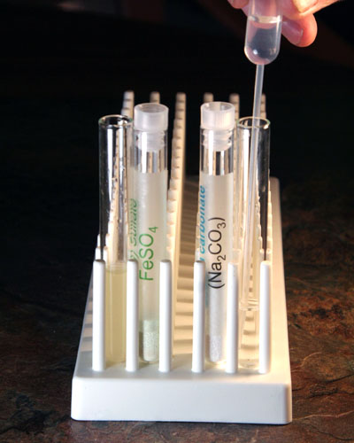 transfer from sodium carbonate test tube to iron tube