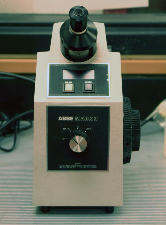 Refractometer